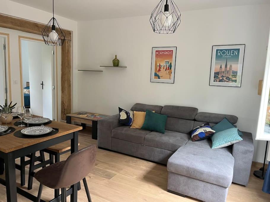 Appartamento Chez Melanie, Pres De L'Abbaye Jumièges Esterno foto